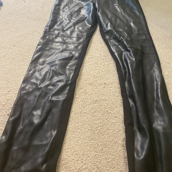 Black Pants - Picture 2 of 6